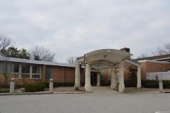 Temple Sholom Exterior Photographs of Longmeadow Lane Building