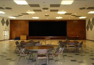 Congregation Anshei Sfard (Louisville, KY) Interior Photographs of the Auditorium at the Dutchman's Lane Location
