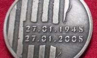 Medal Commemorating 60th Anniversary of the Liberation of the Concentration Camp Auschwitz - Birkenau